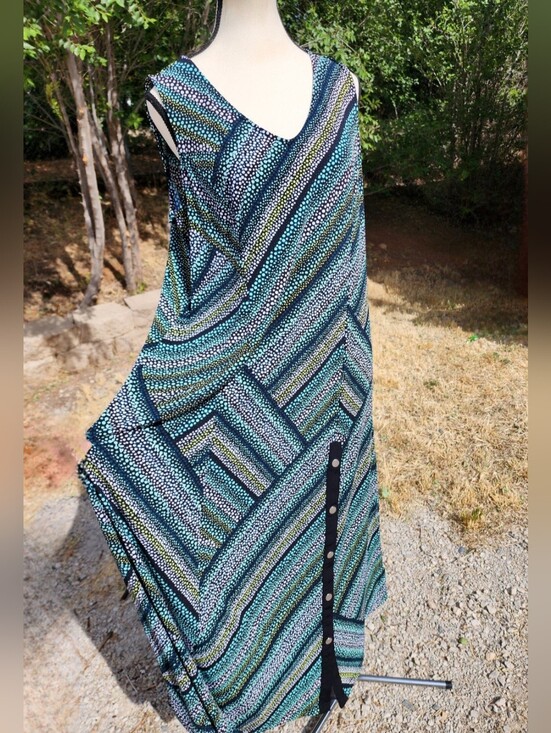 Susan Graver Dresses & Skirts - SUSAN GRAVER Printed Liquid Maxi Dress Size 1X